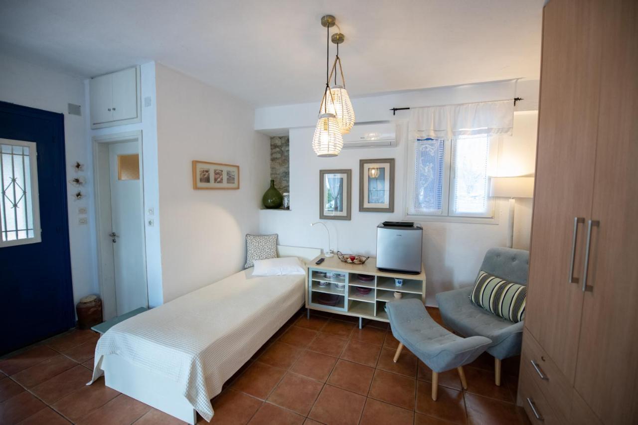 Villa Marouda Glossa Luaran gambar
